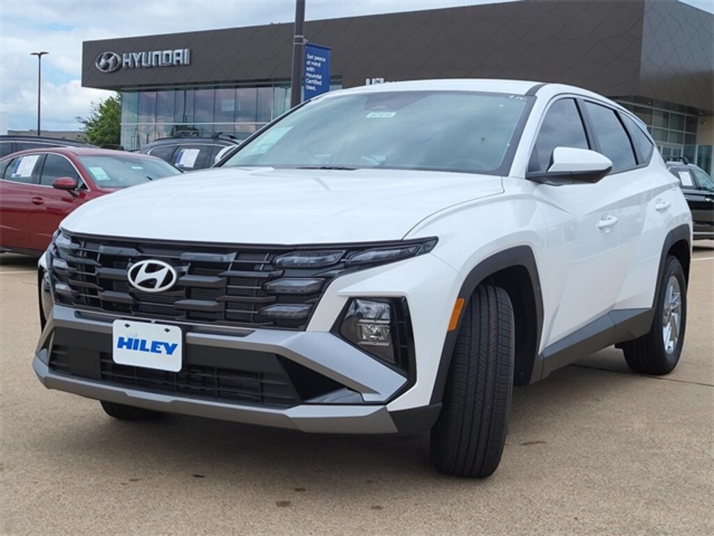 New 2025 Hyundai Tucson SE SUV