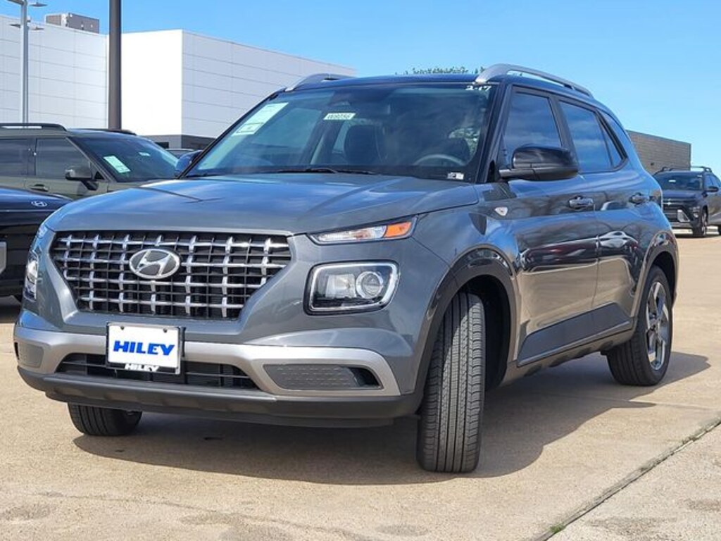 New 2026 Hyundai Venue SEL w/Two-Tone Roof SUV