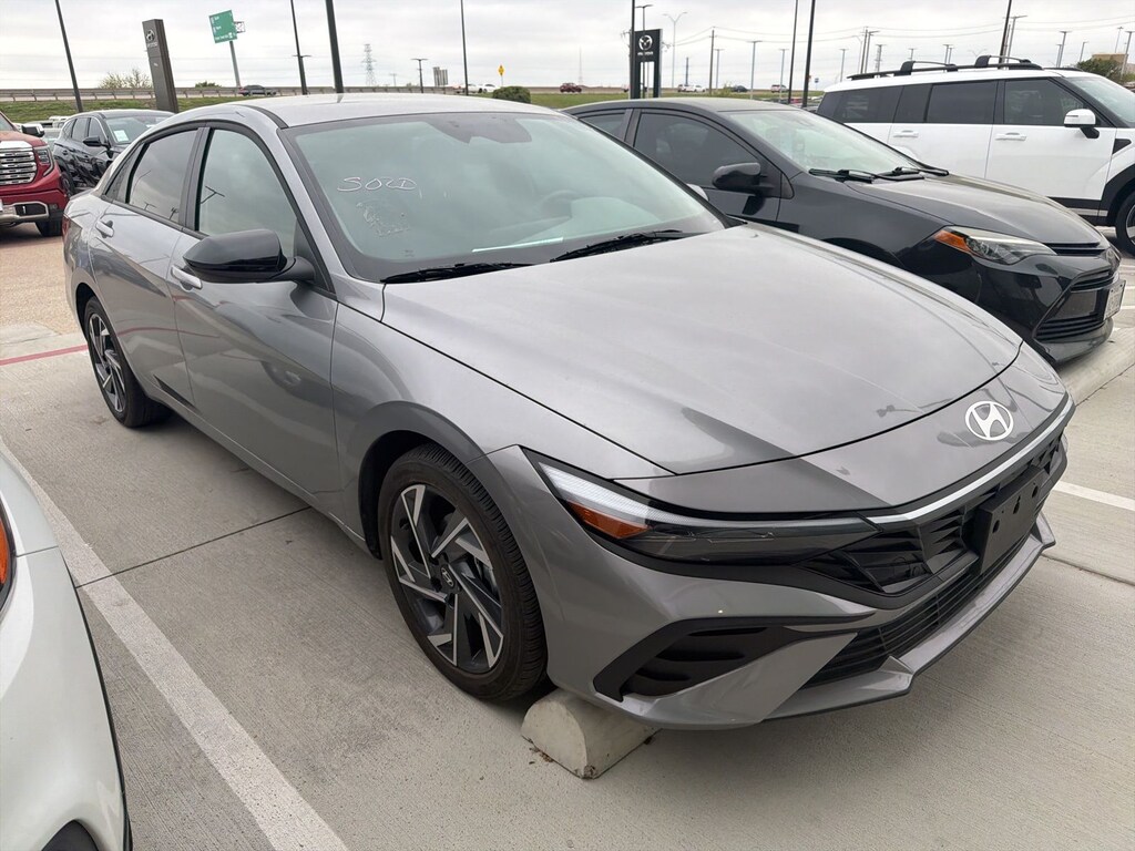 Certified 2025 Hyundai Elantra SEL Sport Sedan