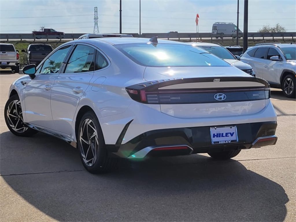 New 2026 Hyundai Sonata SEL Sport Sedan