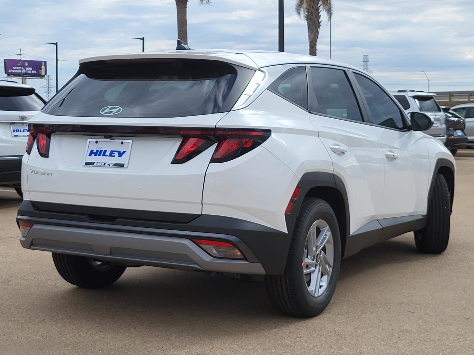 New 2026 Hyundai Tucson SE SUV