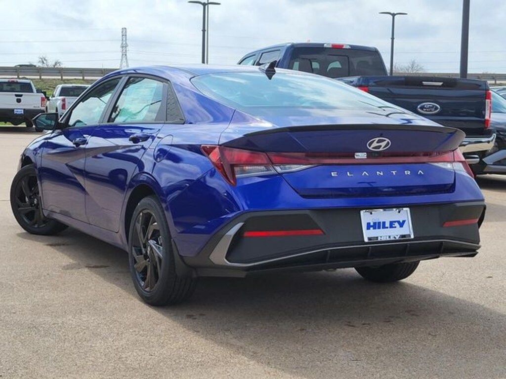 New 2026 Hyundai Elantra SEL Sport Sedan