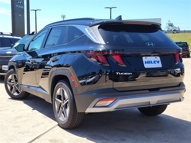 2025 Hyundai Tucson SEL photo 3
