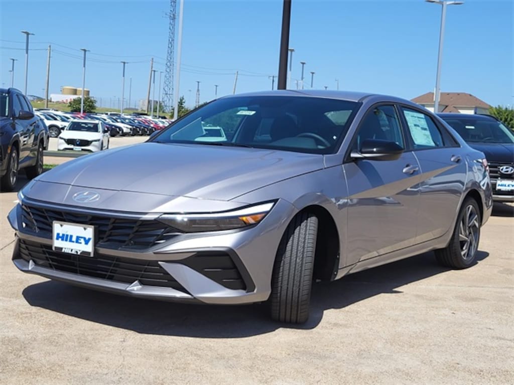 New 2025 Hyundai Elantra SEL Sport Sedan