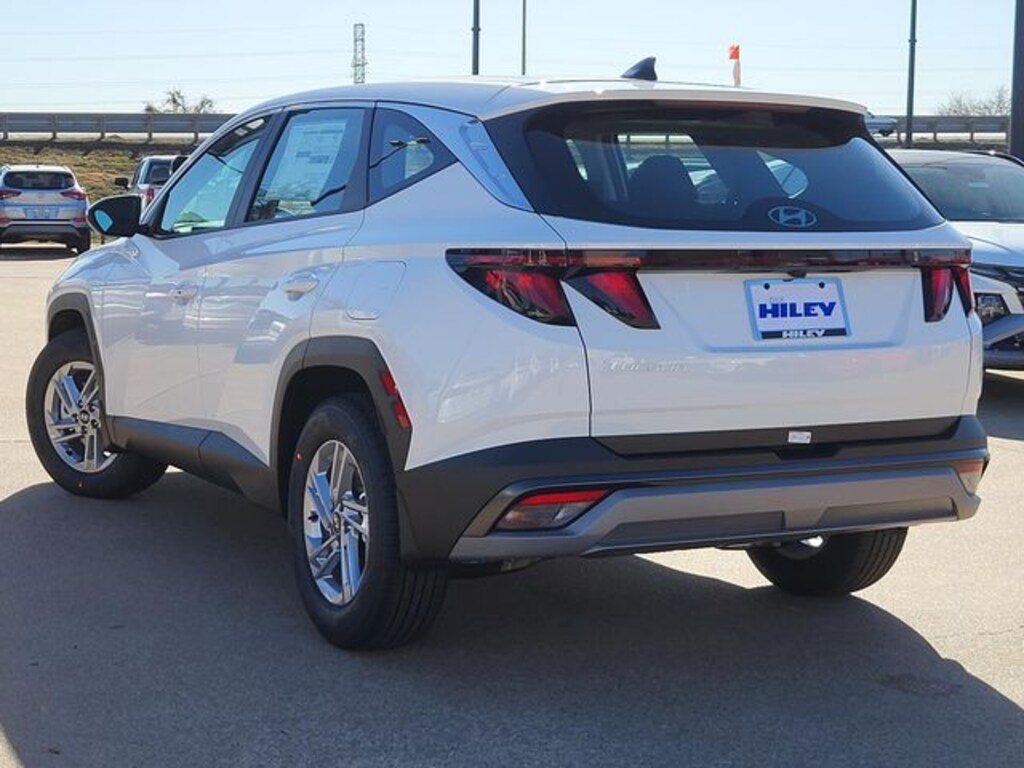 New 2026 Hyundai Tucson SE SUV