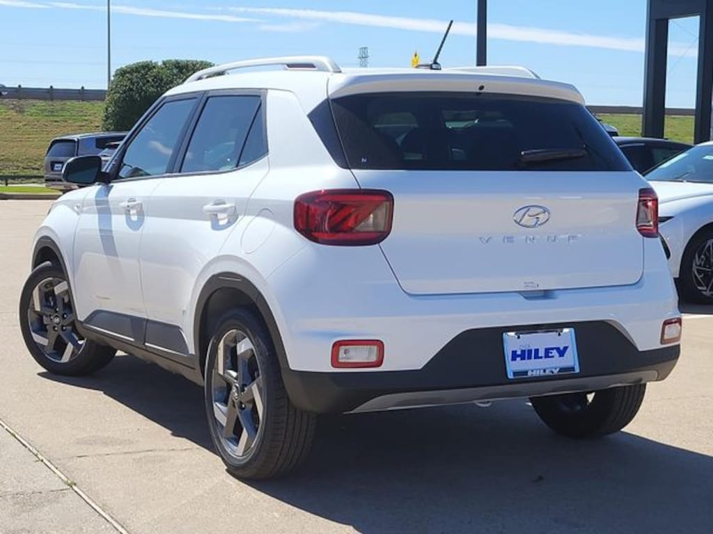 New 2026 Hyundai Venue SEL SUV