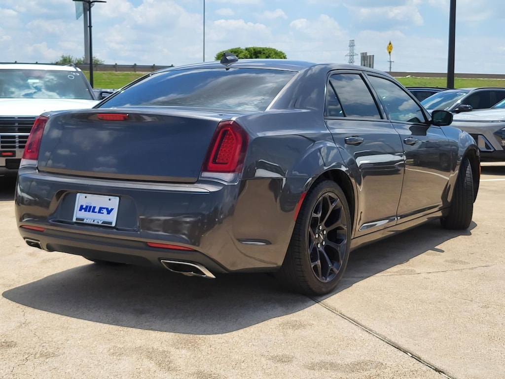 Used 2019 Chrysler 300 Touring Sedan