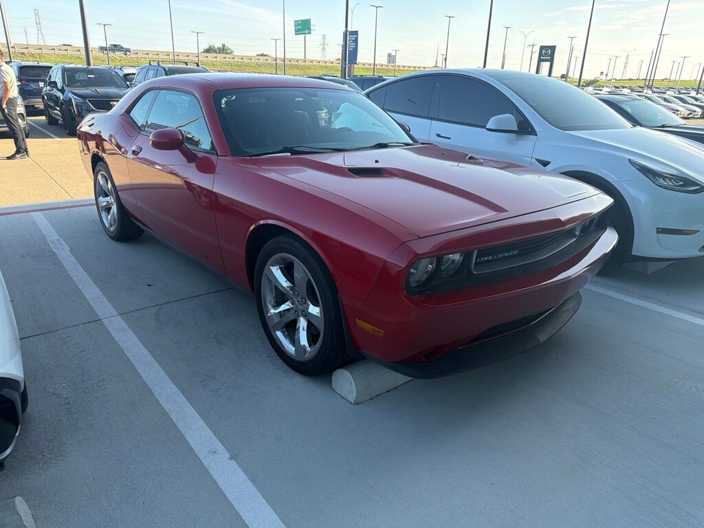 Used 2013 Dodge Challenger SXT Coupe
