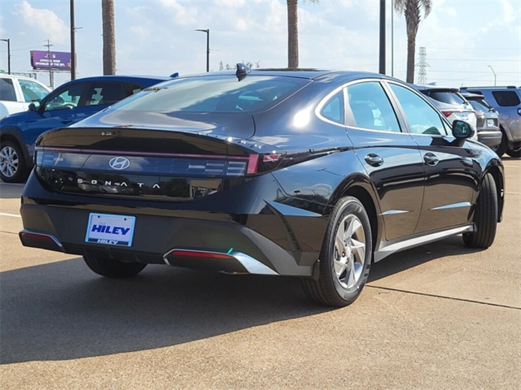 New 2026 Hyundai Sonata SE Sedan