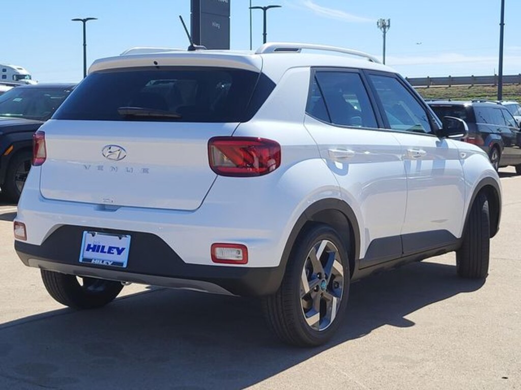 New 2026 Hyundai Venue SEL SUV