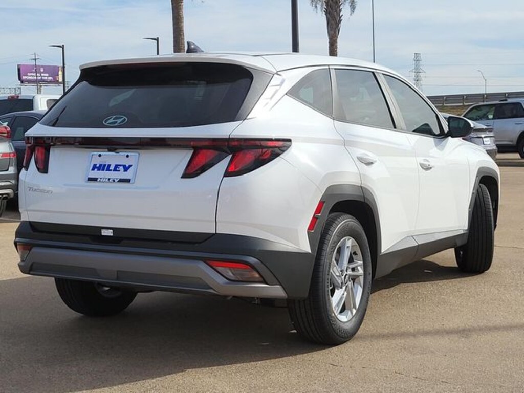 New 2026 Hyundai Tucson SE SUV