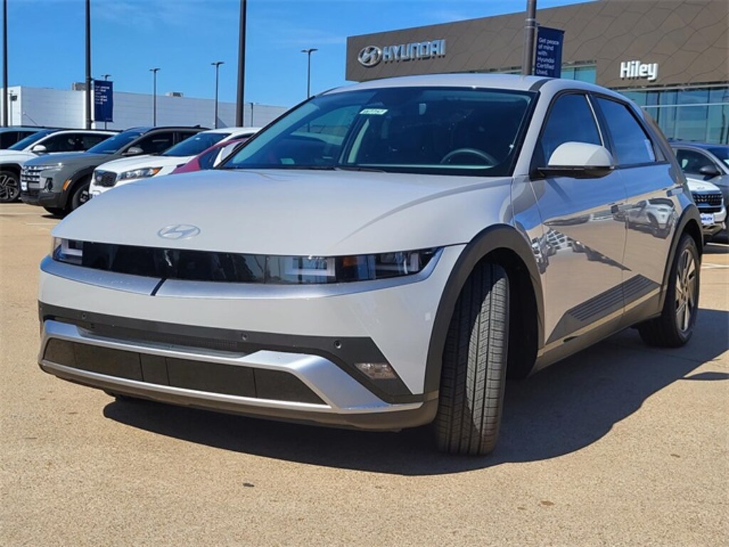 New 2026 Hyundai IONIQ 5 SEL SUV