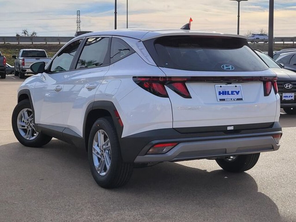 New 2026 Hyundai Tucson SE SUV