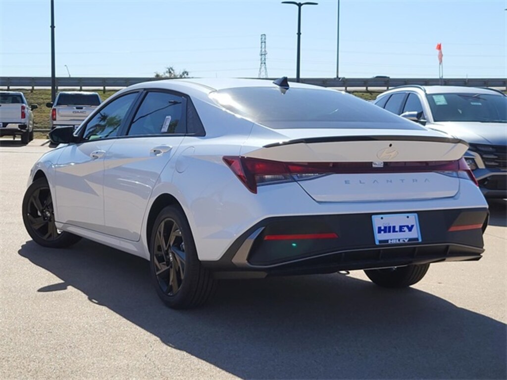 New 2026 Hyundai Elantra SEL Sport Sedan