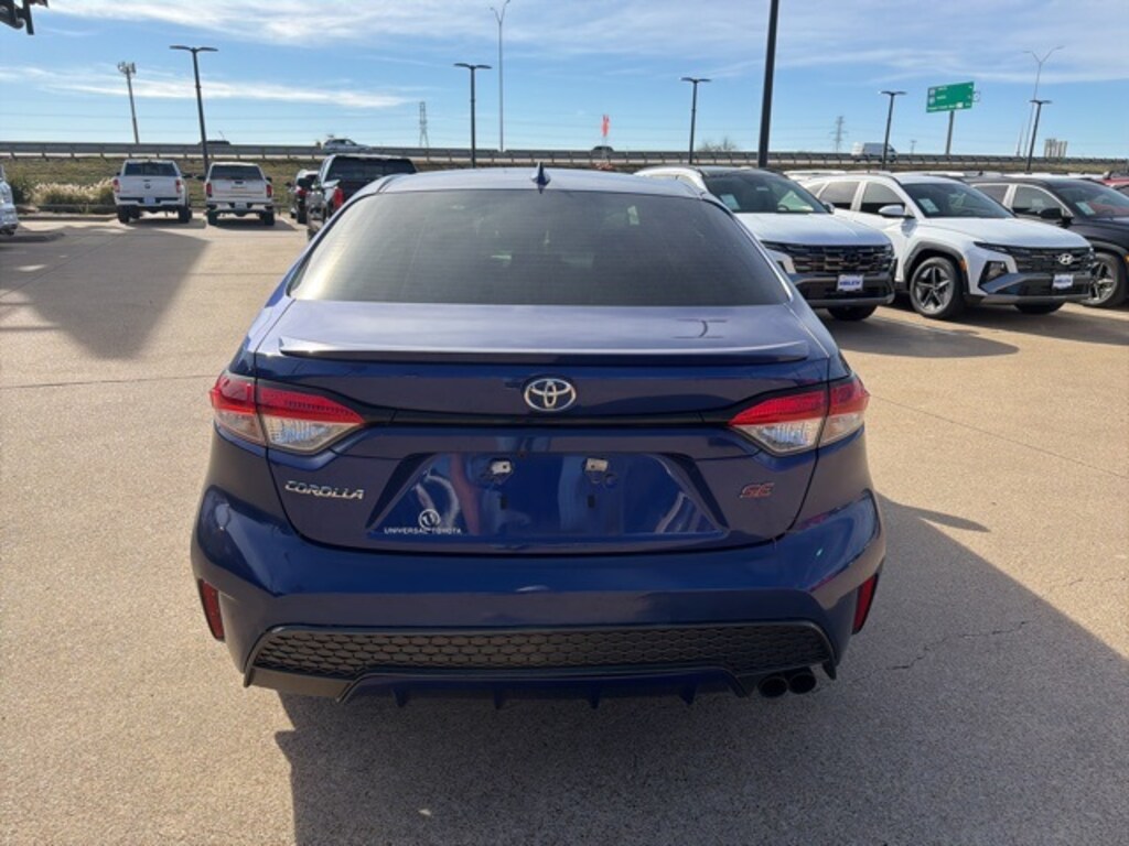 Used 2020 Toyota Corolla SE Sedan