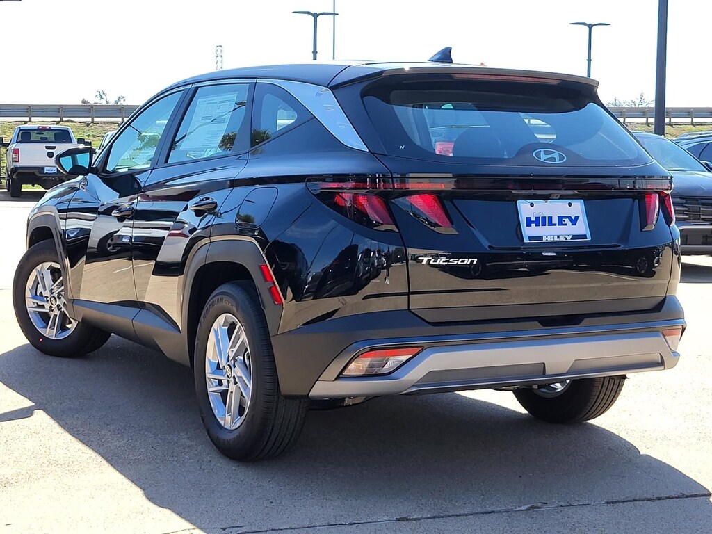New 2026 Hyundai Tucson SE SUV