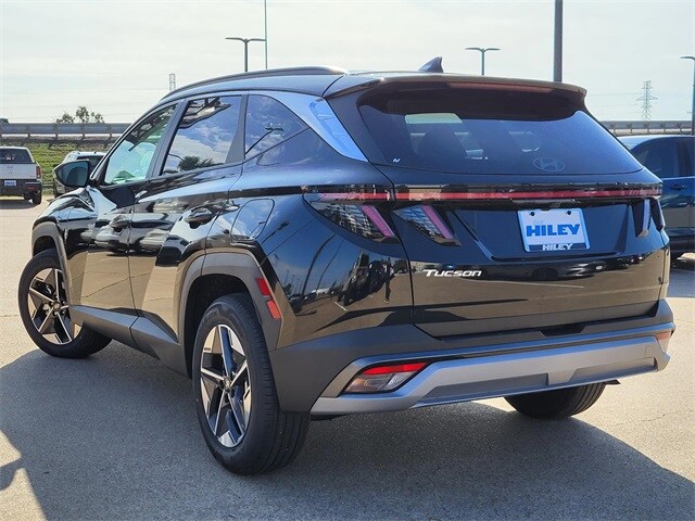 2025 Hyundai Tucson SEL Convenience photo 3