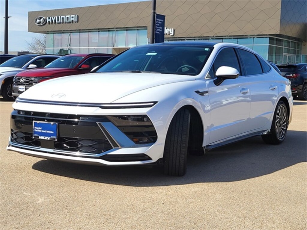 Certified 2025 Hyundai Sonata Hybrid Limited Sedan