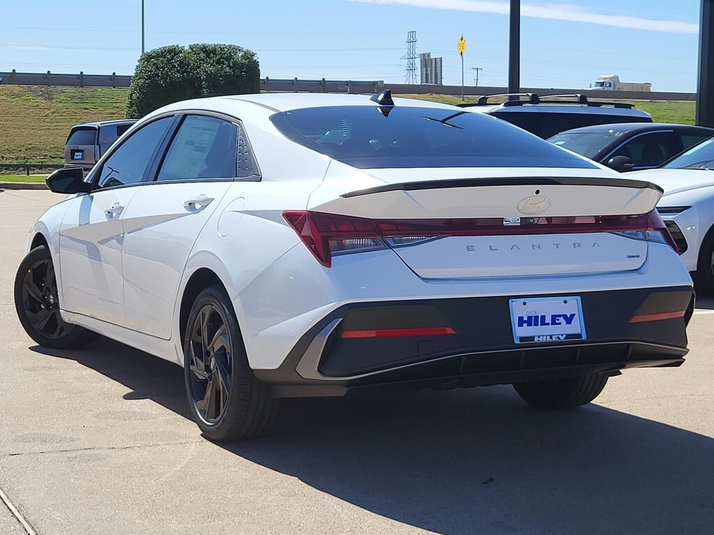 New 2026 Hyundai Elantra Hybrid SEL Sport Sedan
