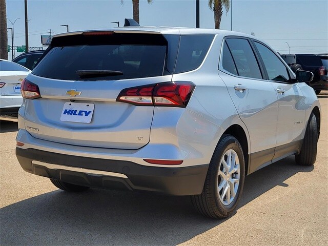 2022 Chevrolet Equinox LT photo 4