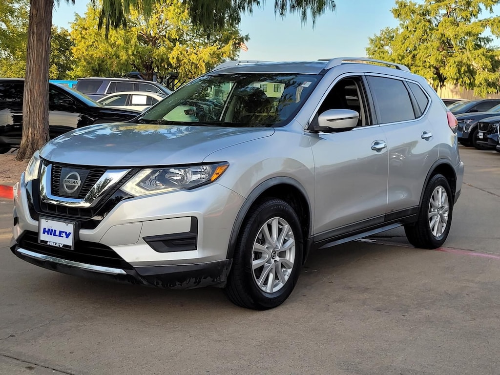 Used 2017 Nissan Rogue SV SUV