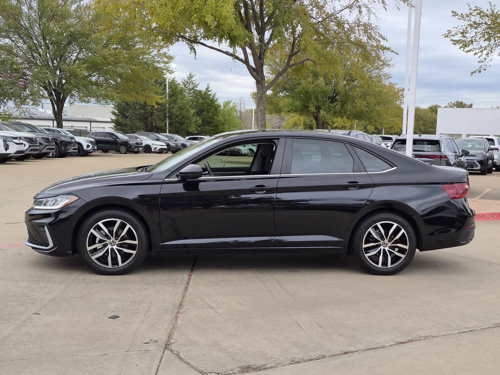 Certified 2026 Volkswagen Jetta 1.5T SE Sedan