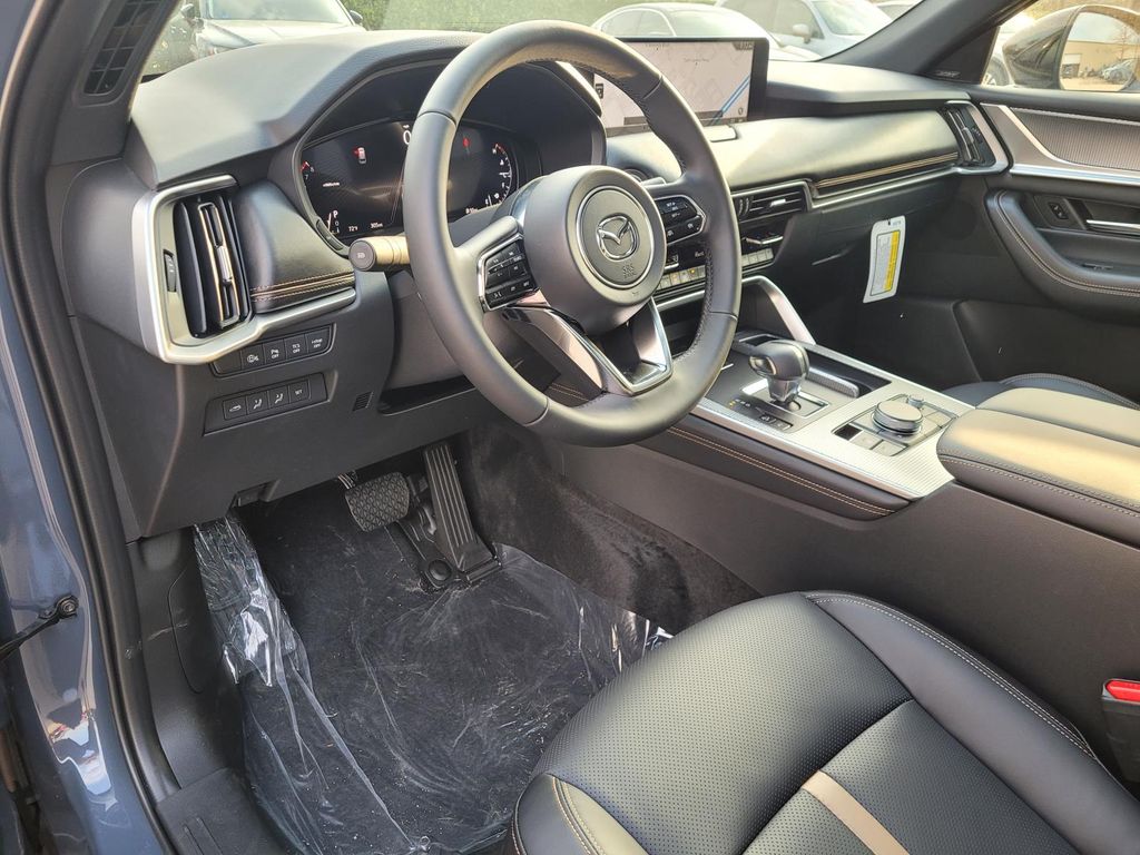 2026 Mazda CX-70 Premium Plus Package - Photo 6