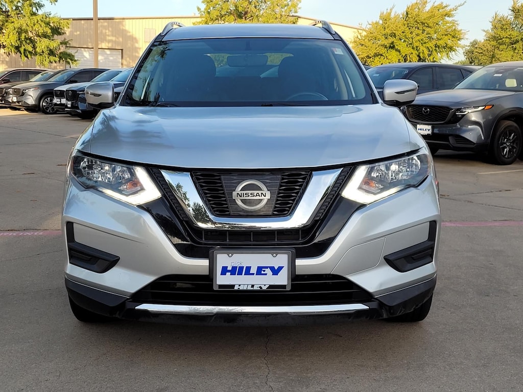 Used 2017 Nissan Rogue SV SUV
