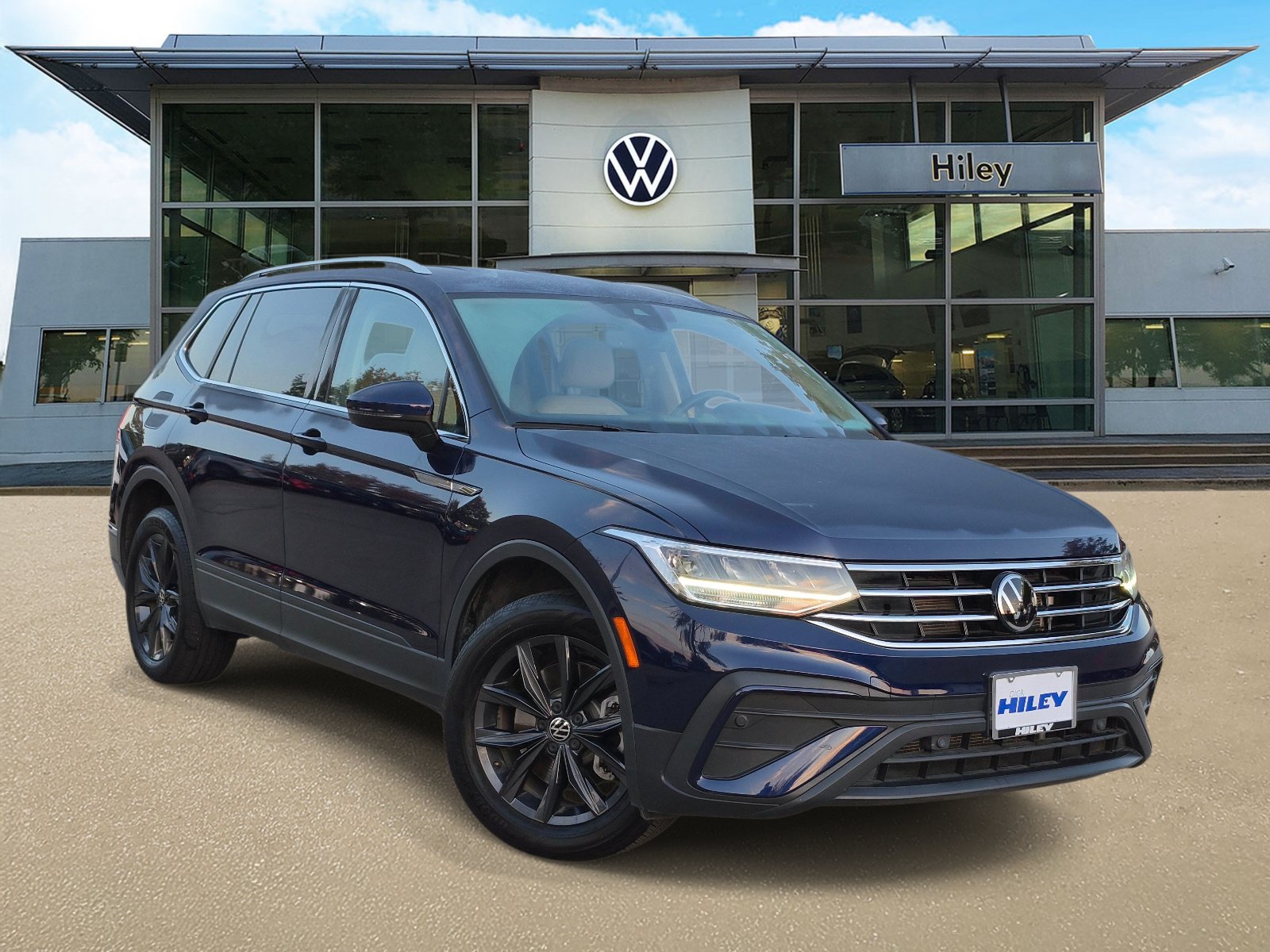 Certified 2022 Volkswagen Tiguan 2.0T SE SUV