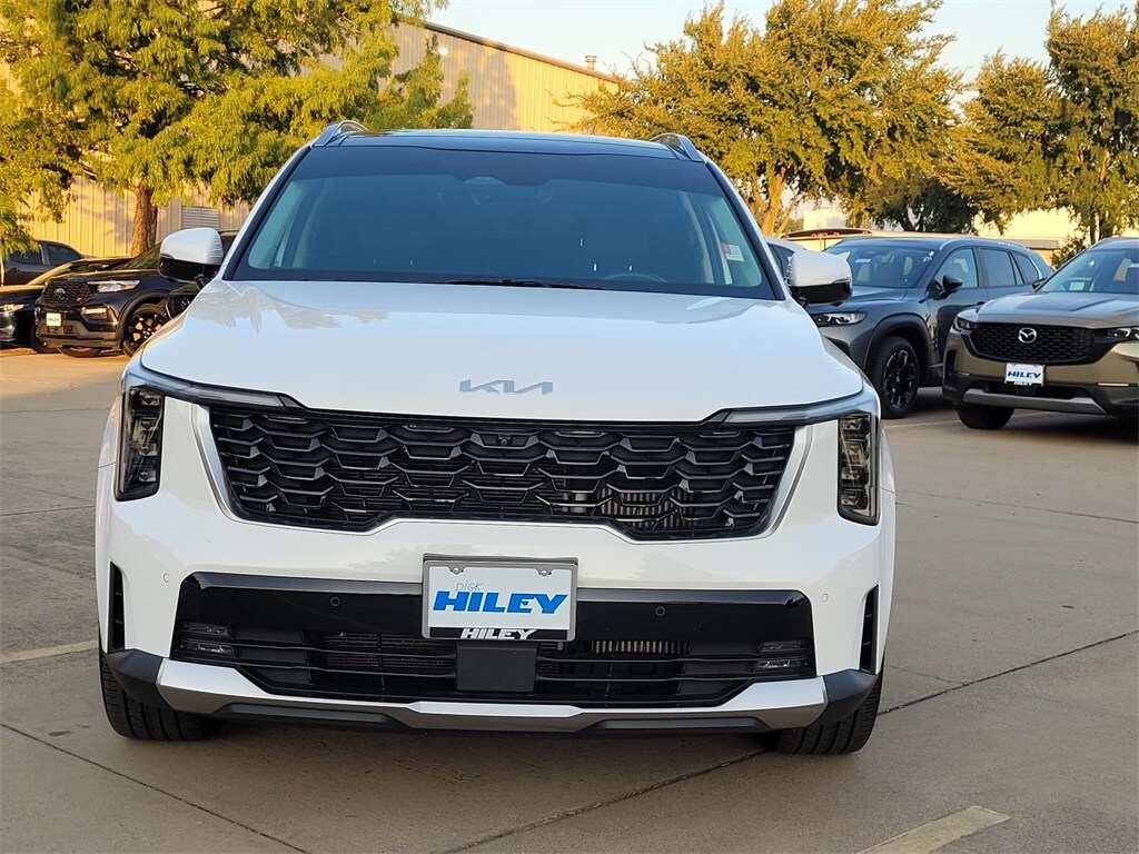 2024 Kia Sorento SX photo 2