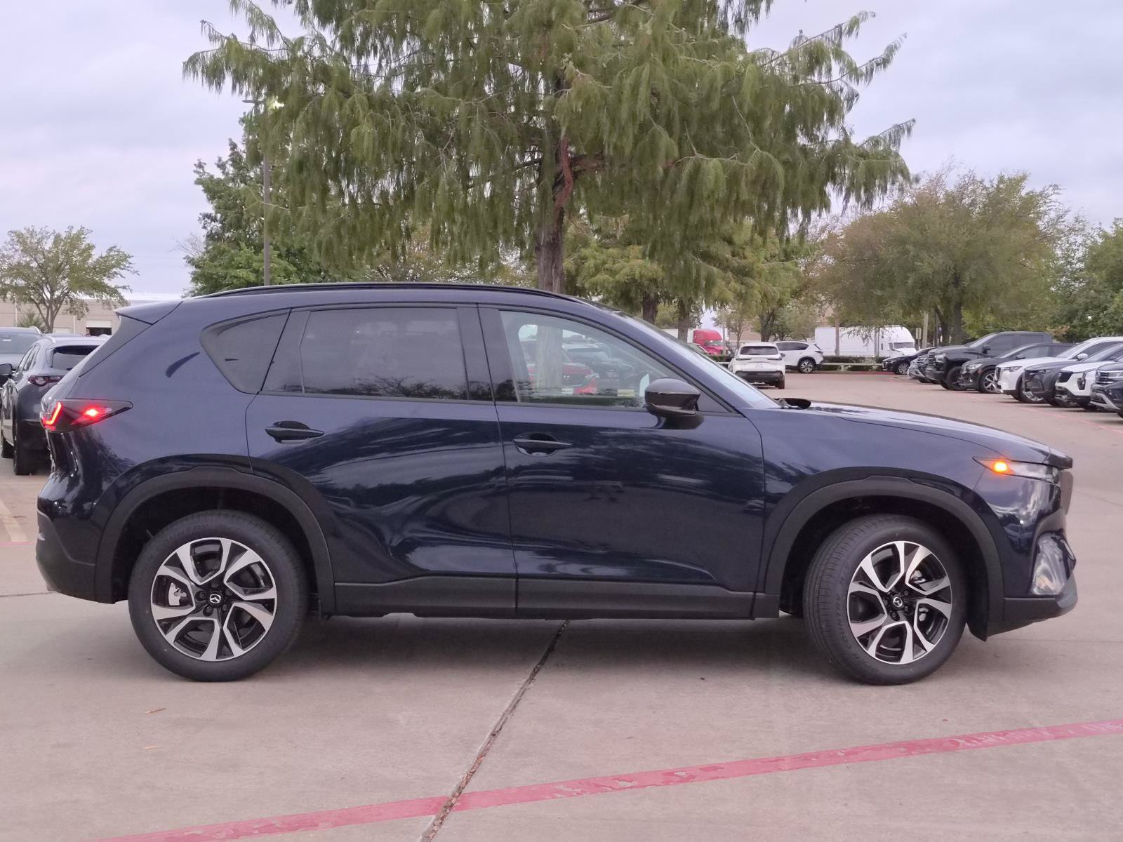 New 2026 Mazda CX-5 2.5 S Preferred SUV
