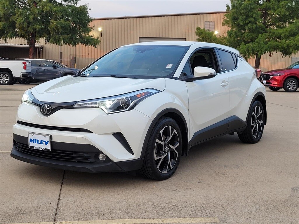 2019 Toyota C-HR Limited photo 2