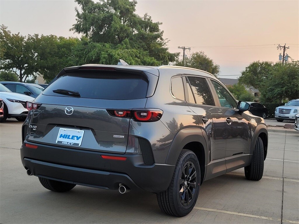 2025 Mazda CX-50 Preferred photo 3