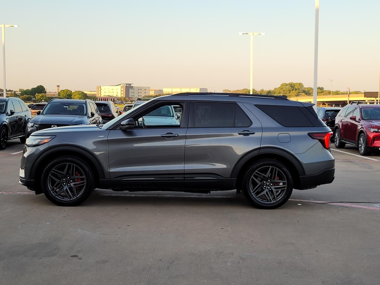 Used 2025 Ford Explorer ST-Line SUV