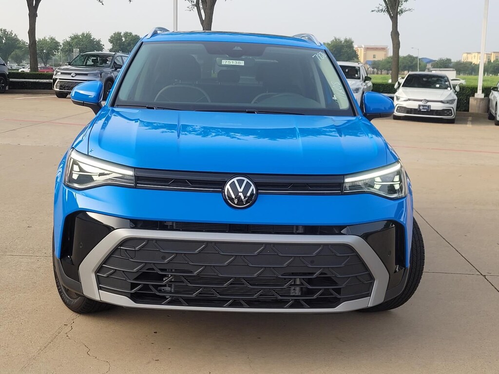 Certified 2025 Volkswagen Taos 1.5T SE SUV