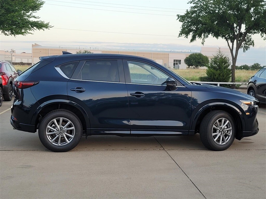 2025 Mazda CX-5 2.5 S Preferred photo 2