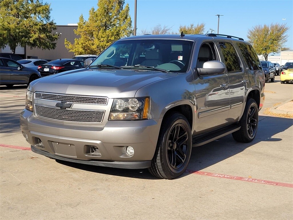 2007 Chevrolet Tahoe LTZ photo 3