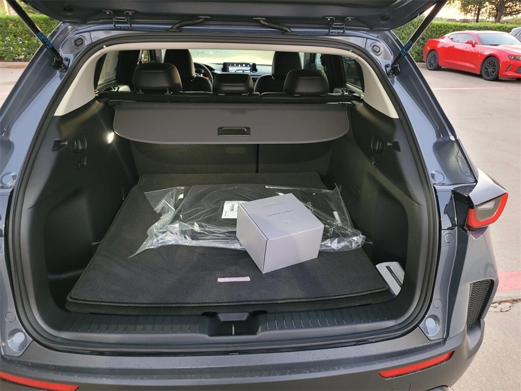 2025 Mazda CX-50 2.5 Select photo 3