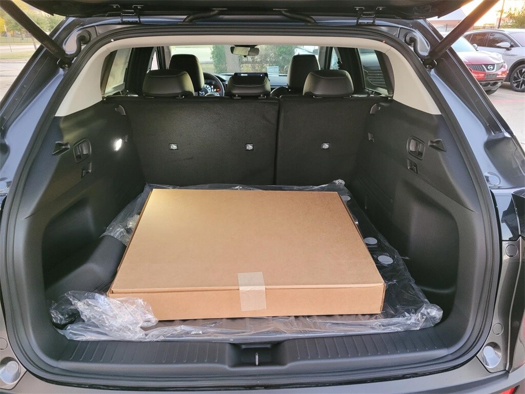 2025 Mazda CX-50 2.5 S Preferred photo 4