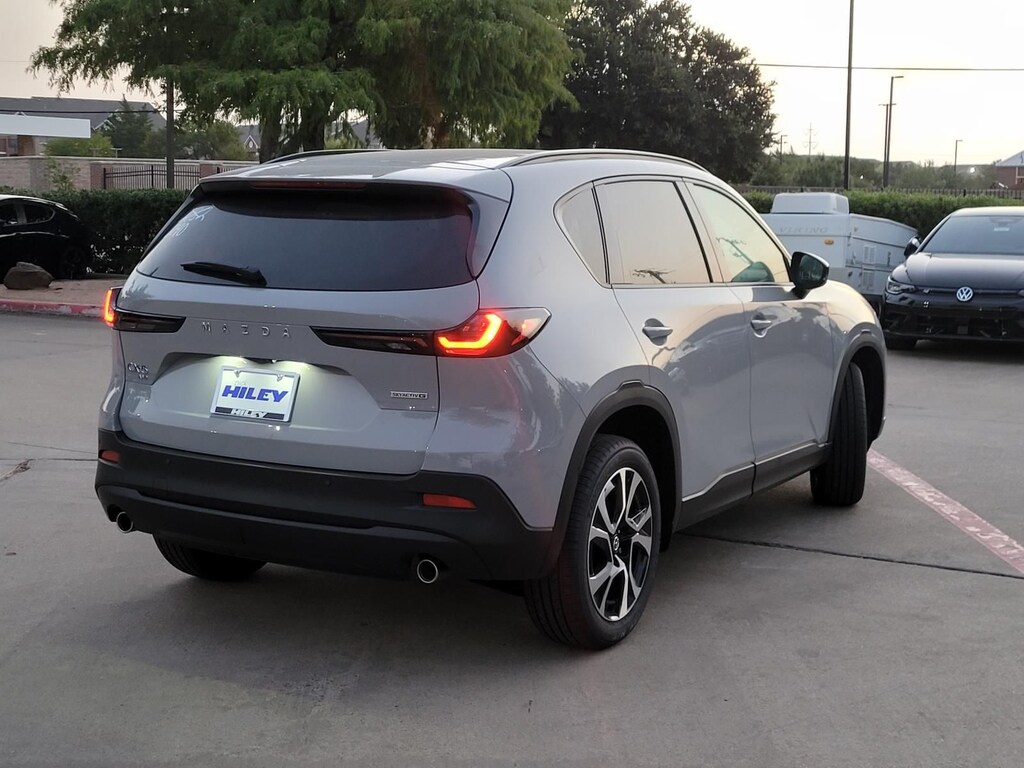 New 2026 Mazda CX-5 2.5 S Preferred SUV