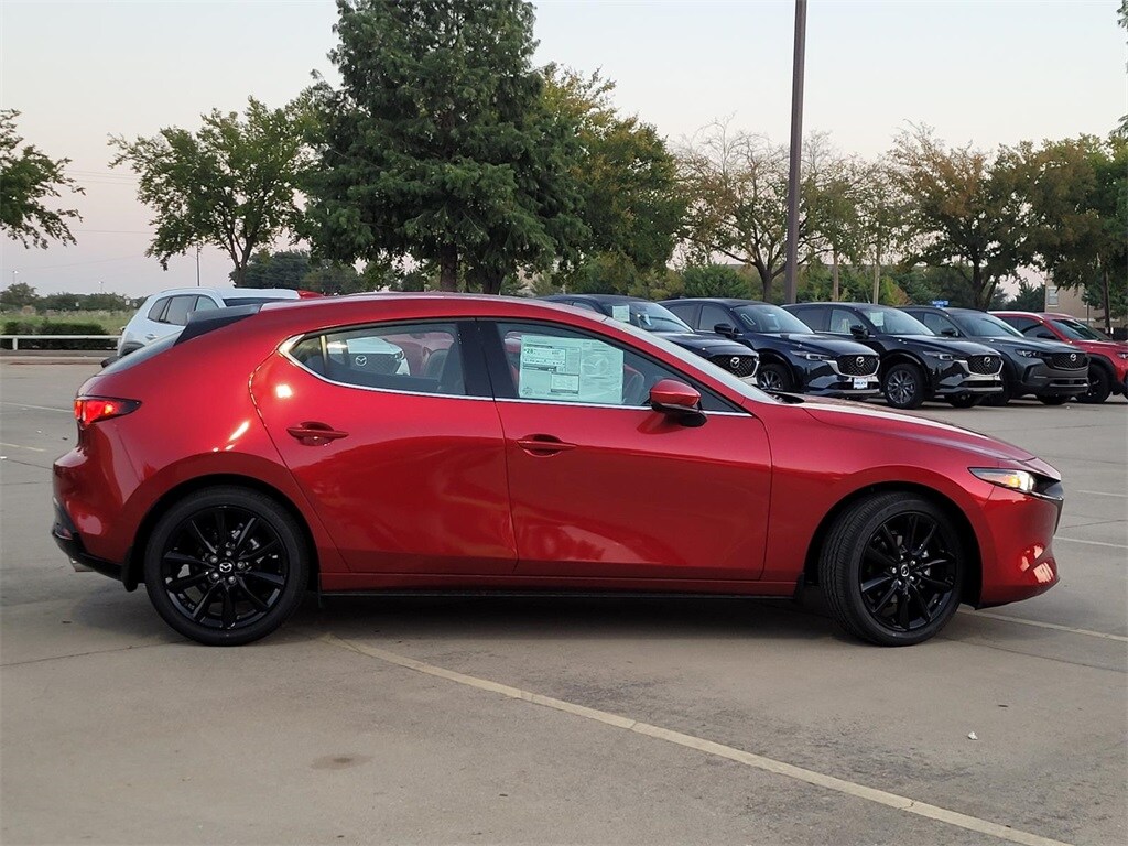 2026 Mazda Mazda3 Hatchback 2.5 s Premium photo 2
