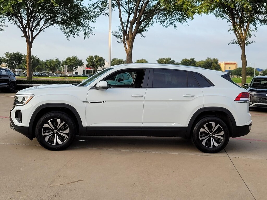 Certified 2024 Volkswagen Atlas Cross Sport 2.0T SE SUV