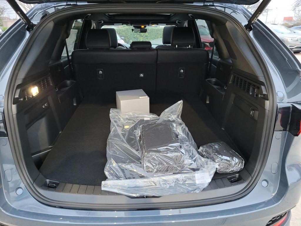 2026 Mazda CX-70 Premium Package - Photo 4