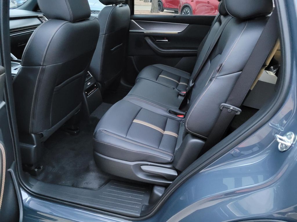 2026 Mazda CX-70 Premium Package - Photo 5