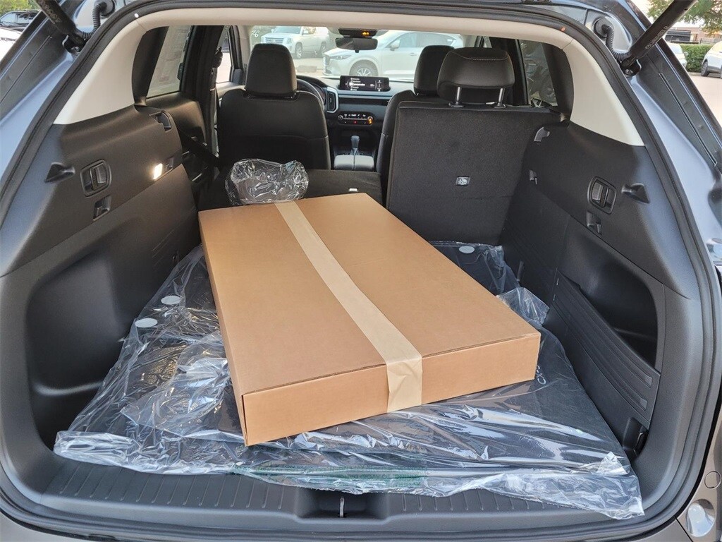 2025 Mazda CX-50 Preferred photo 4