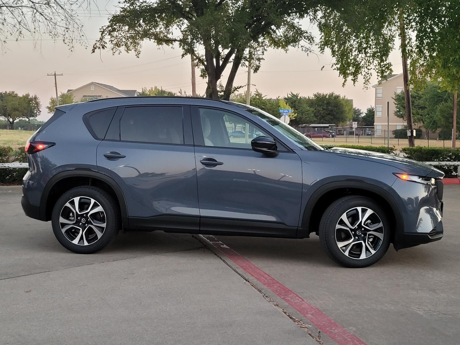 New 2026 Mazda CX-5 2.5 S Preferred SUV