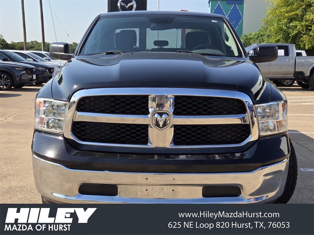 2020 Ram 1500 Classic Tradesman photo 2