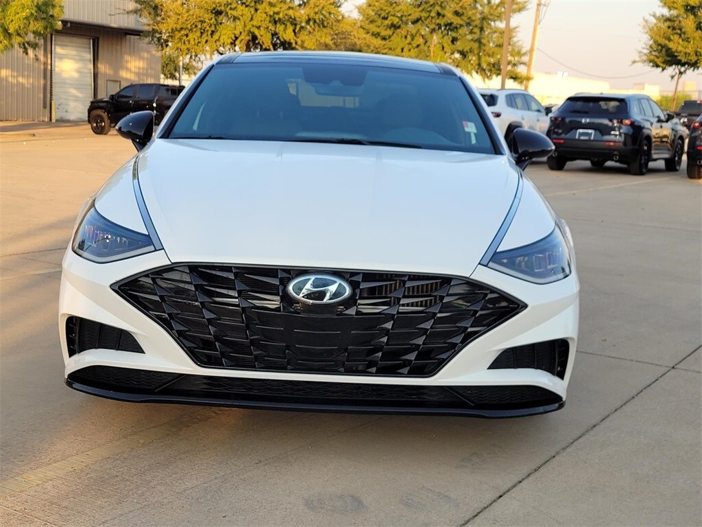 2022 Hyundai Sonata SEL Plus photo 2