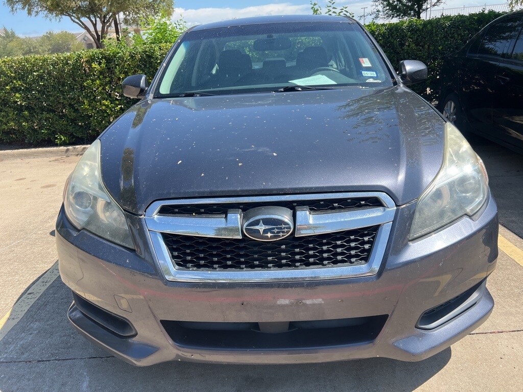 2013 Subaru Legacy 2.5i photo 2