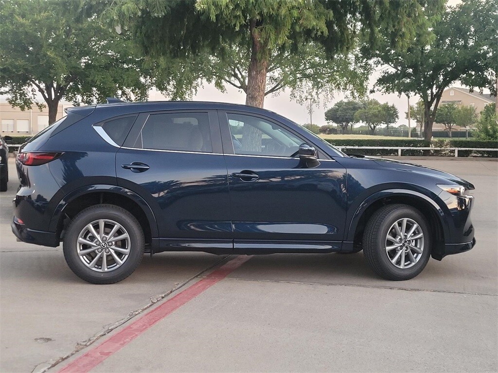 2025 Mazda CX-5 2.5 S Preferred photo 2